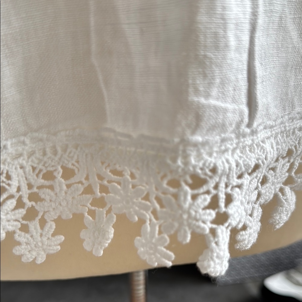 Made in Italy Linen Asymmetrical White Sleeveless Tank Top - Picture 5 of 12